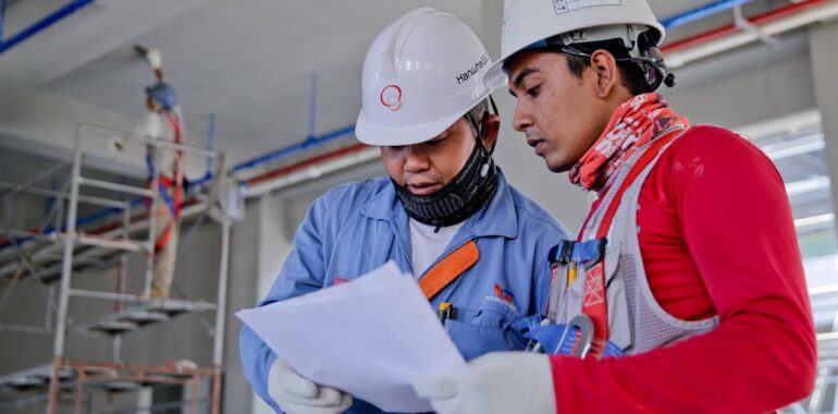 What is a construction management degree?