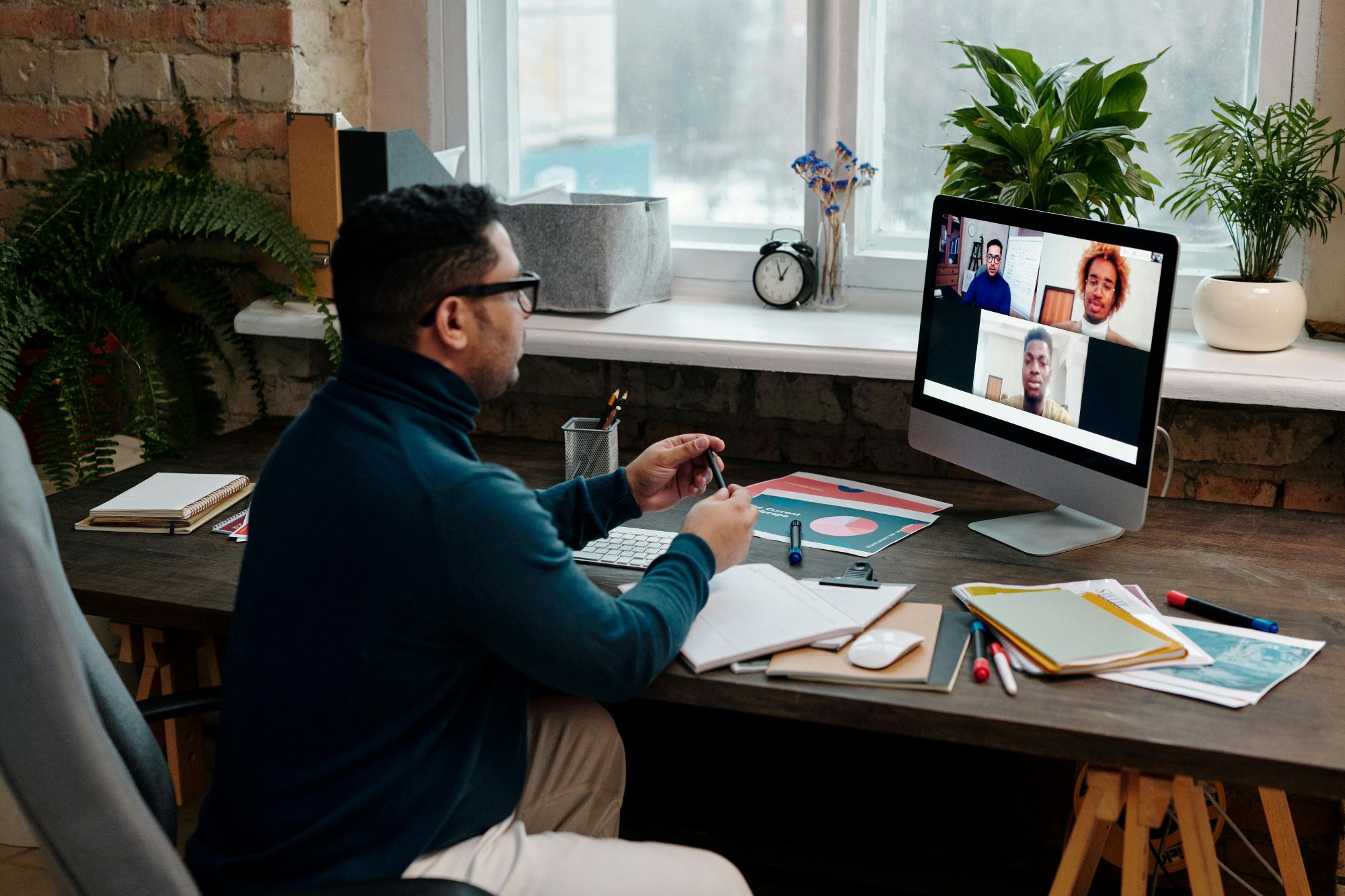 Is getting a criminal justice certificate online worth it?