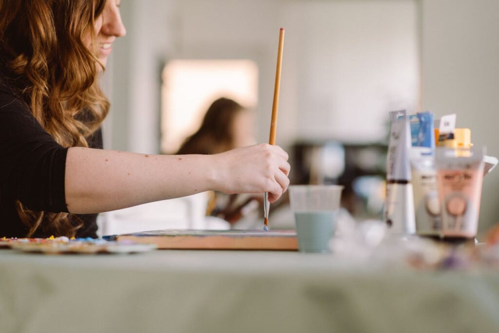 get high quality education at affordable art colleges